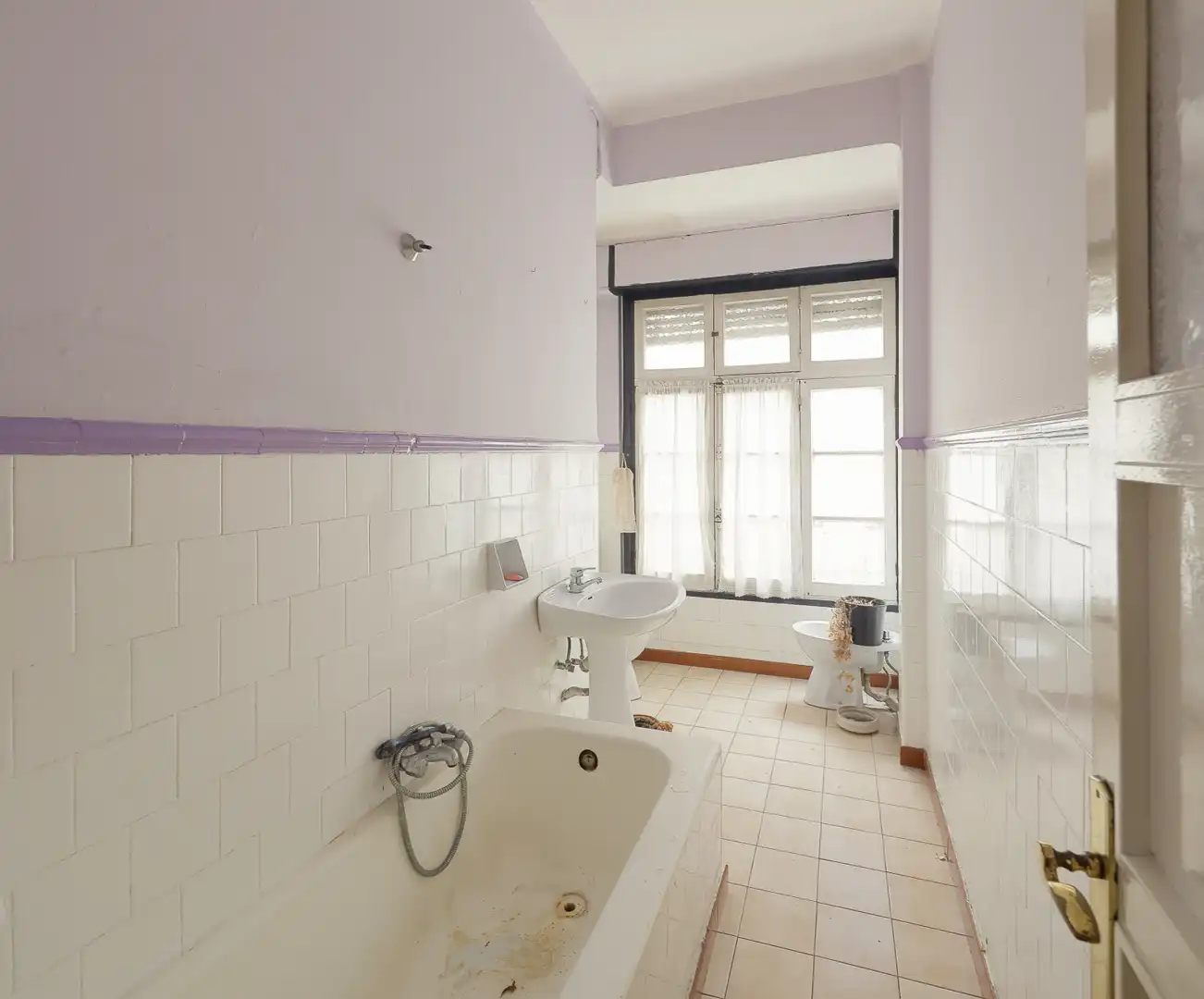 Baño de Piso en venta en Gijón  con Calefacción, Parquet y Trastero