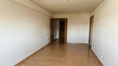 Foto 2 de Piso de alquiler en Avenida de Betanzos, Pilar, Madrid