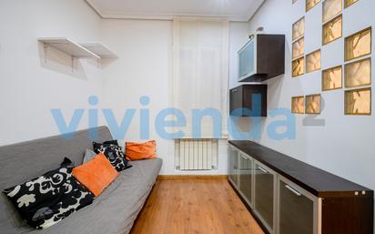 Living room of Flat for sale in  Madrid Capital  with Heating and Balcony