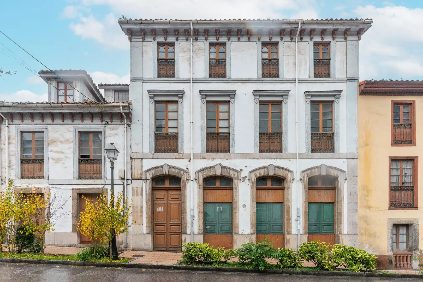 Exterior view of Houses for sale in Oviedo 