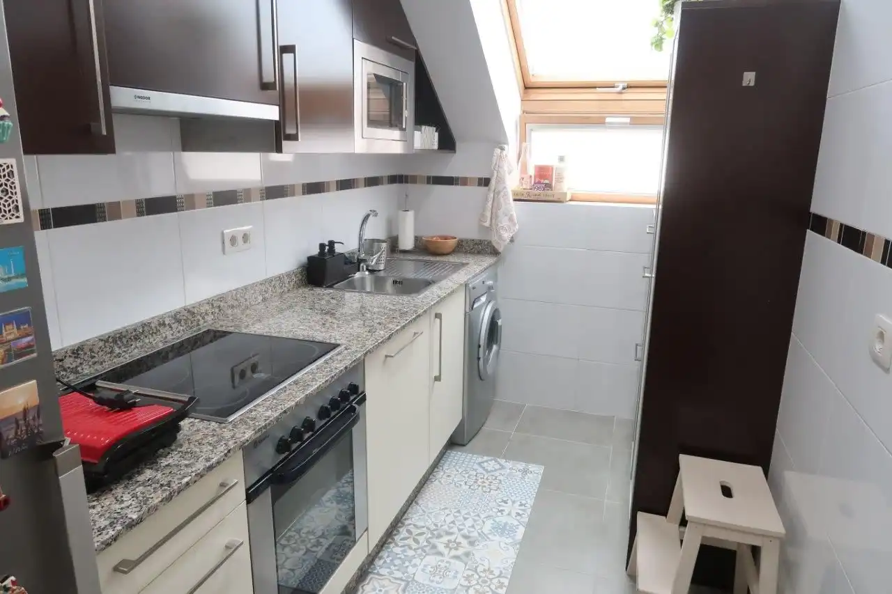 Cocina de Piso en venta en A Coruña Capital  con Calefacción, Terraza y Trastero