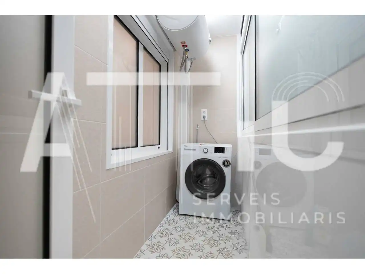 Habitación de Piso en venta en Ripollet con Aire acondicionado, Parquet y Balcón
