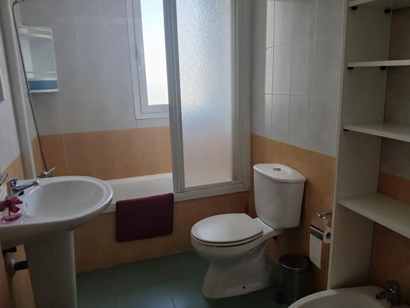 Baño de Casa adosada en venta en Cáceres con Calefacción, Terraza y Balcón