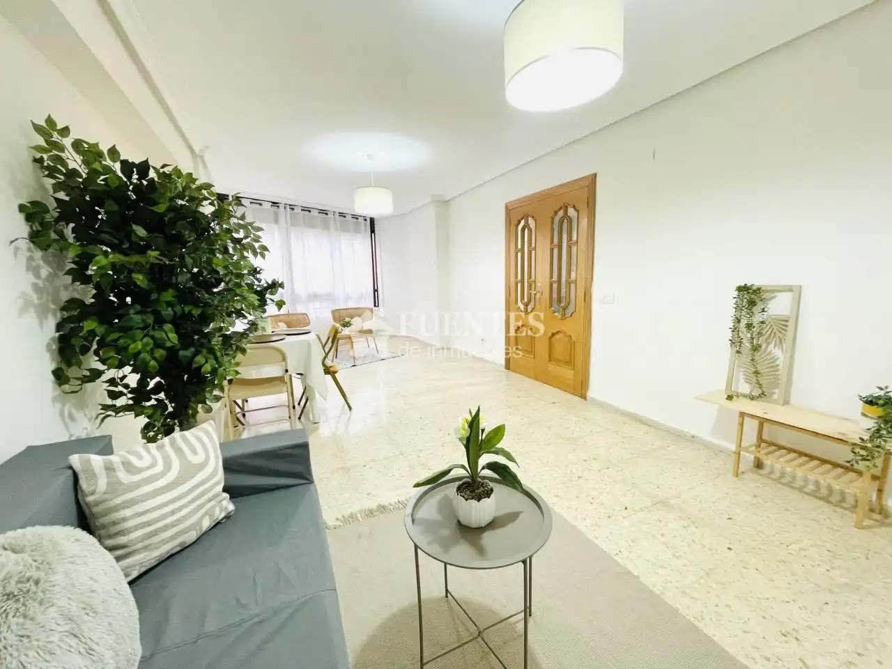 Vista exterior de Piso en venta en Alicante / Alacant con Aire acondicionado y Terraza