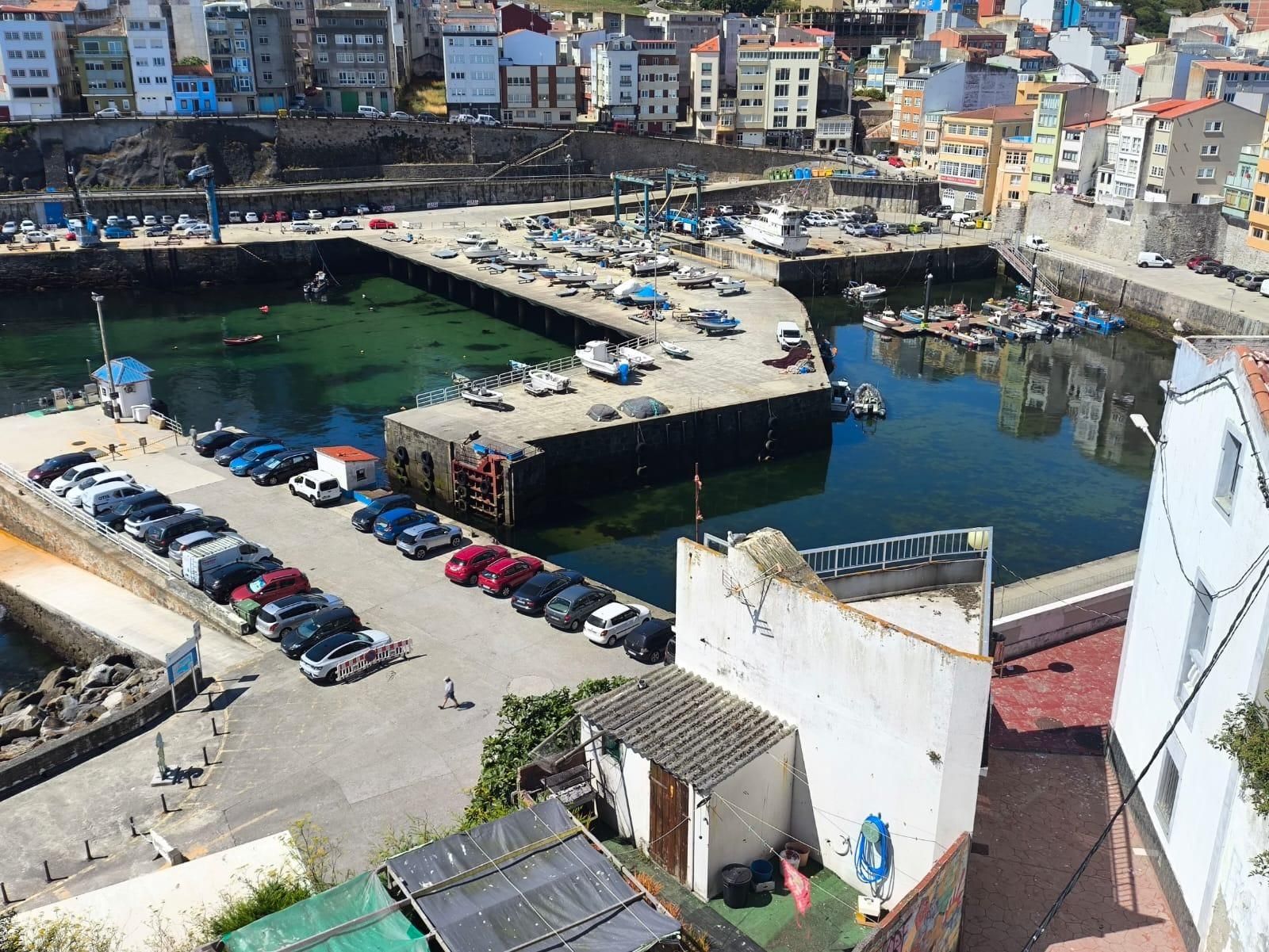Aparcament de Casa o xalet en venda en Malpica de Bergantiños amb Terrassa i Traster