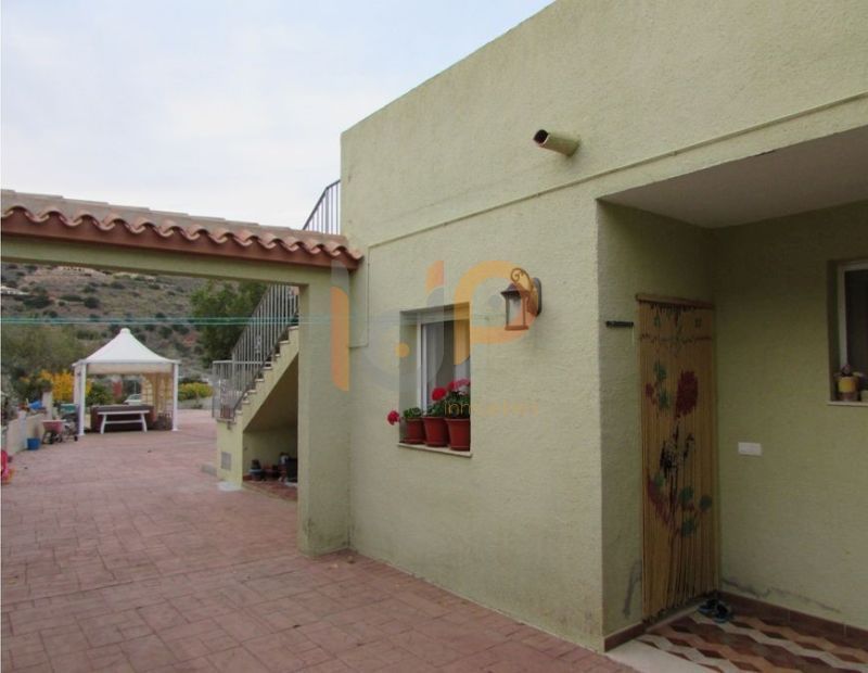 Vista exterior de Casa o xalet en venda en Bédar amb Terrassa