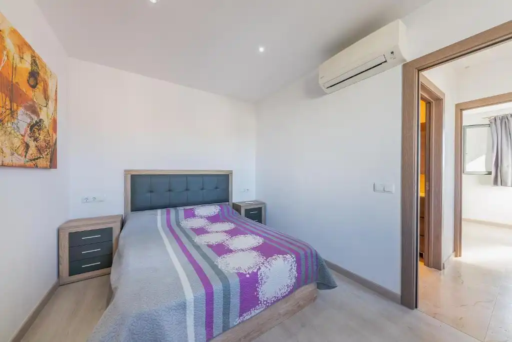 Dormitori de Casa o xalet en venda en Muro amb Aire condicionat, Jardí privat i Terrassa