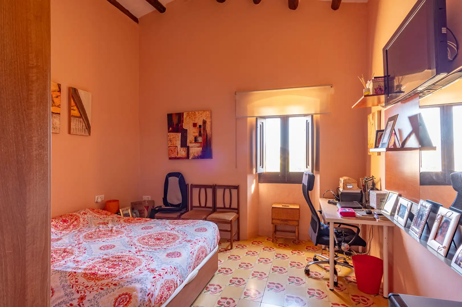 Habitación de Casa o chalet en venta en Verges con Aire acondicionado, Jardín privado y Piscina