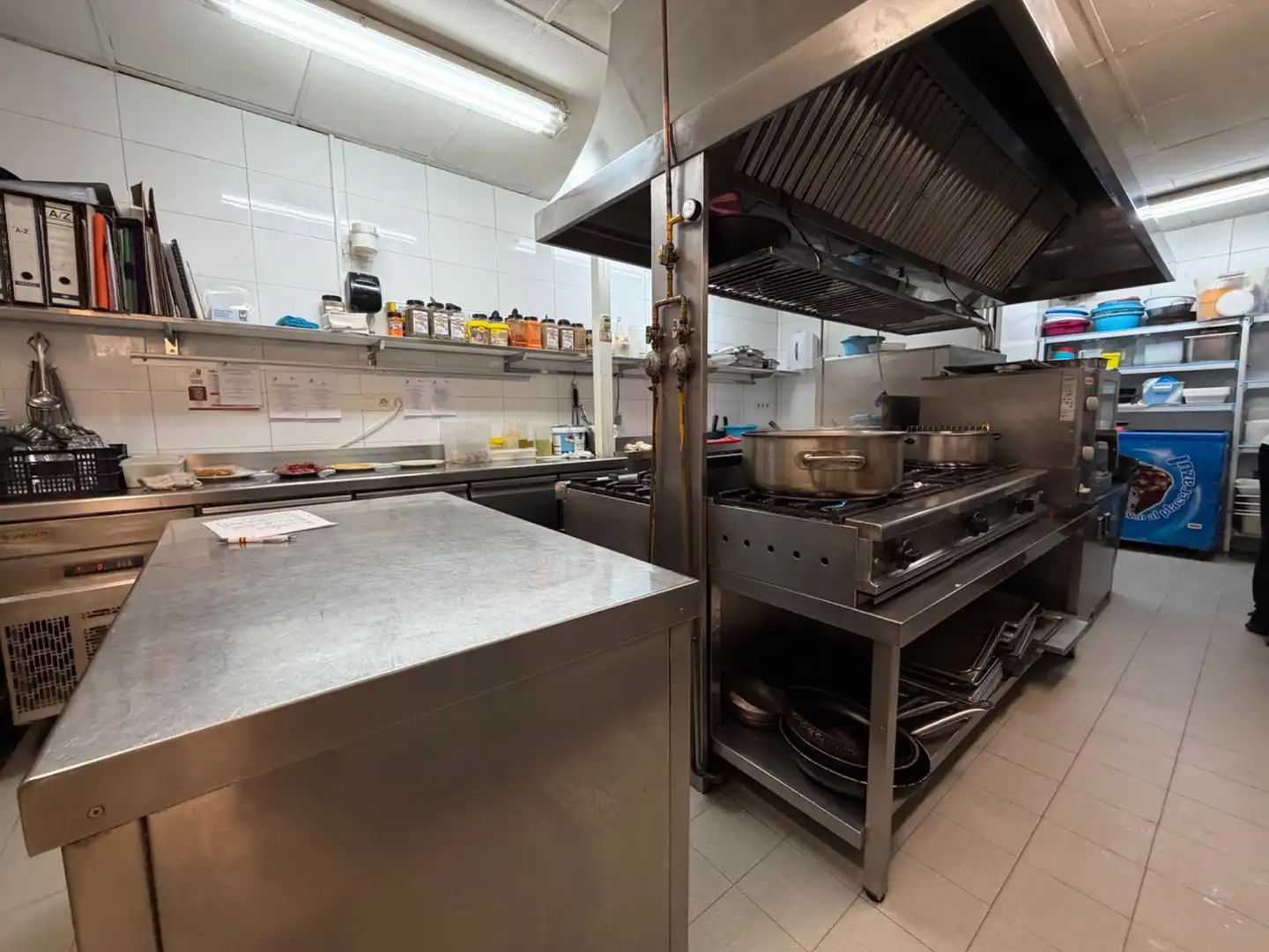 Kitchen of Houses for sale in Chulilla  with Air Conditioner, Heating and Terrace