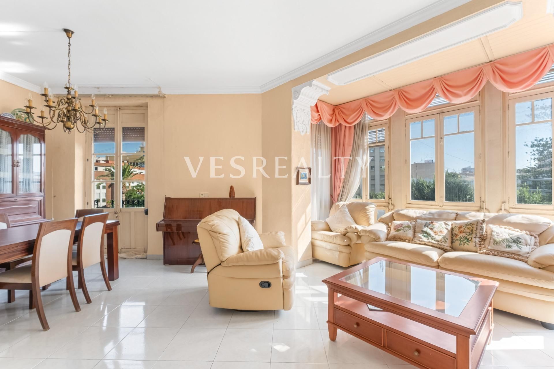 Living room of Flat for sale in Alicante / Alacant  with Heating and Balcony
