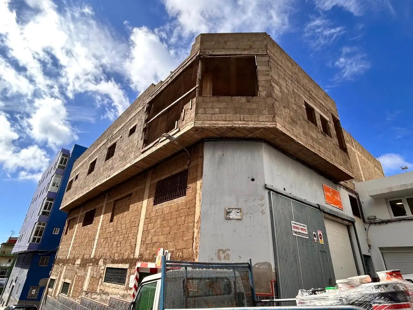 Vista exterior de Edificio en venta en San Cristóbal de la Laguna