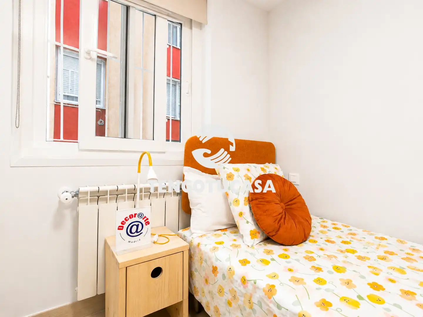 Bedroom of Flat for sale in Madrid  with Air Conditioner, Heating and Furnished