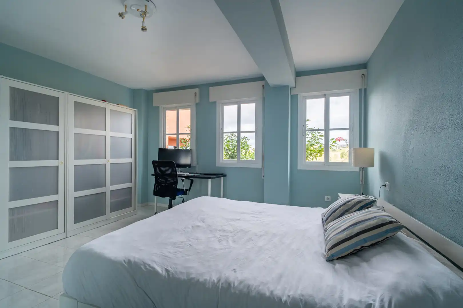 Bedroom of Houses for sale in Málaga  with Air Conditioner, Heating and Private garden