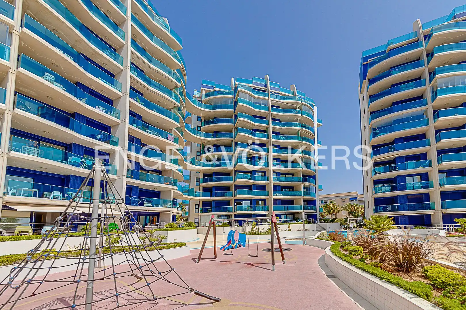 Außenansicht von Erdgeschoss zum Verkauf in Torrevieja mit Klimaanlage, Heizung und Terrasse