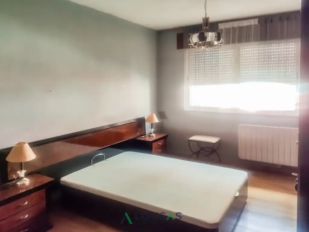 Bedroom of Flat for sale in Sarria