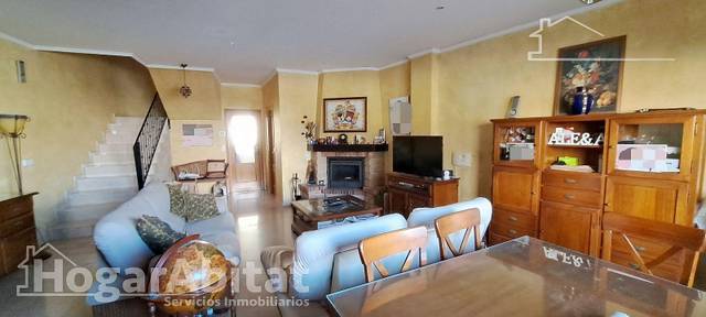 Casa adosada en Venta en Calle Vall de Ebo en Benipeixcar - El Raval