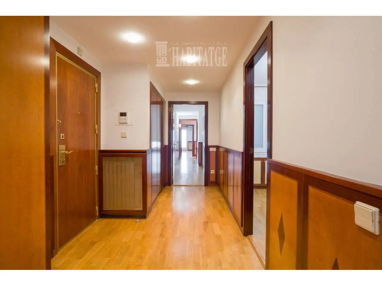 Piso en venta en Vic con Aire acondicionado, Calefacción y Parquet