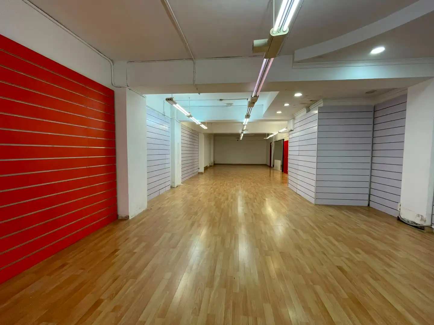 Local comercial en venda a Carrer del Doctor Ferran, imagen 3