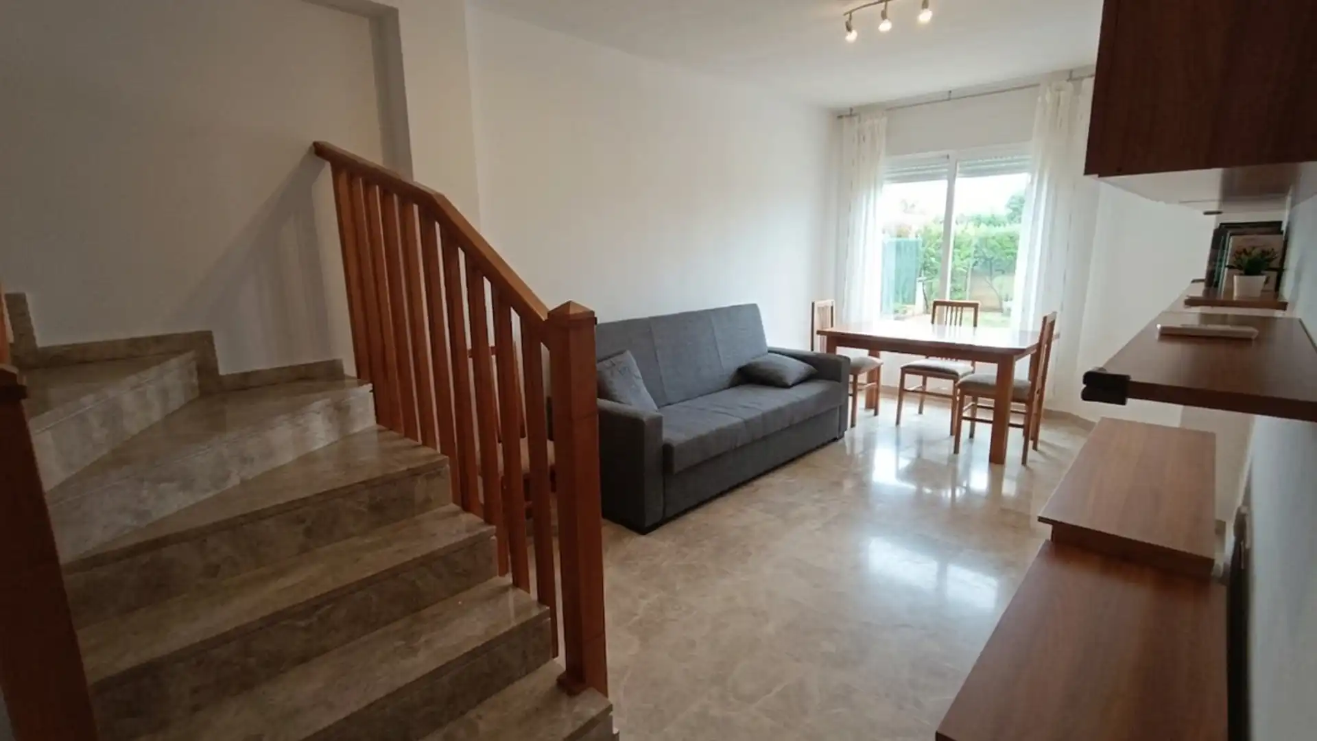 Maisonette zum Verkauf in Ciudad Real Capital mit Klimaanlage, Heizung und Gemeinschaftspool