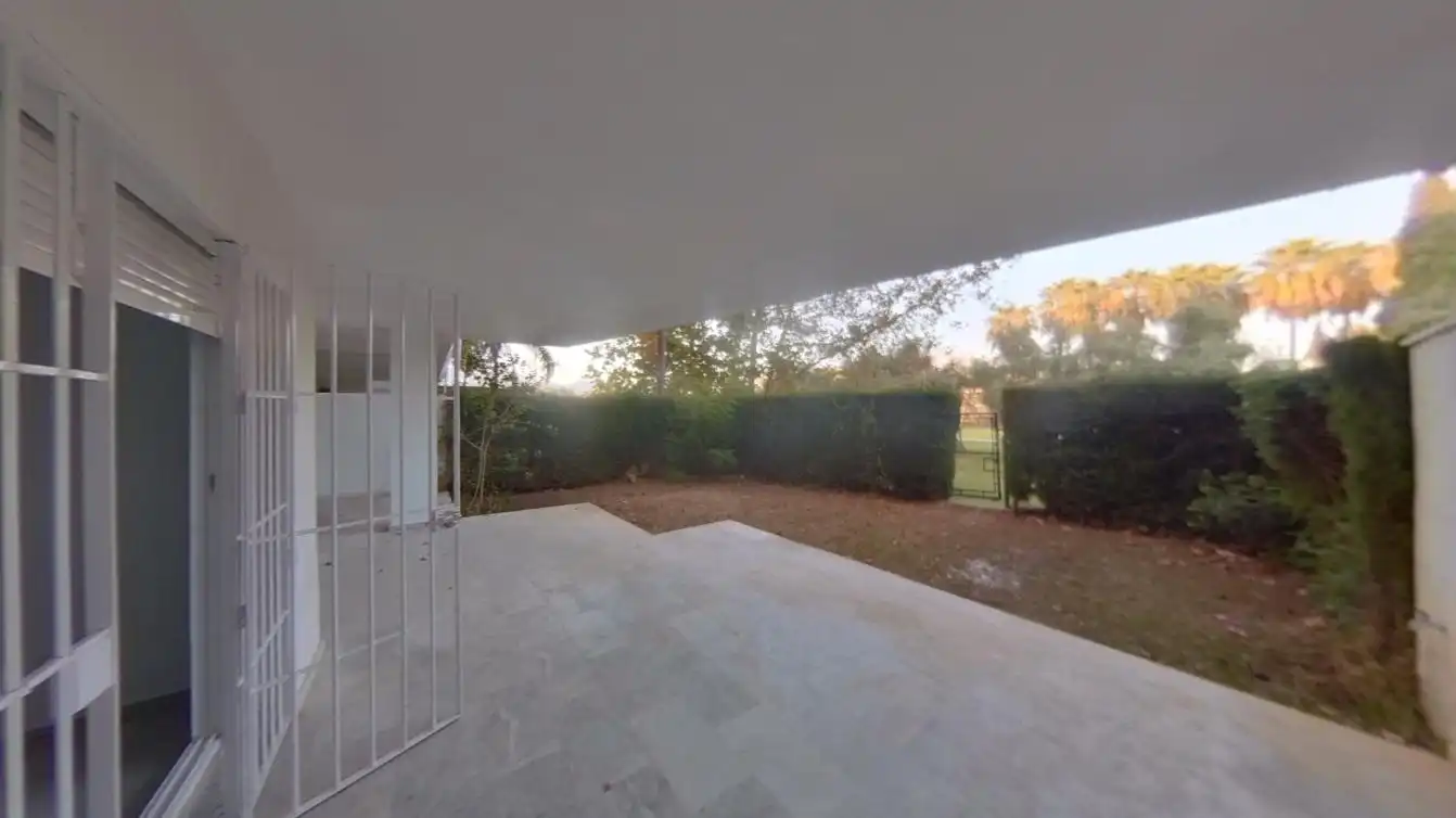 Jardín de Piso en venta en Marbella con Piscina