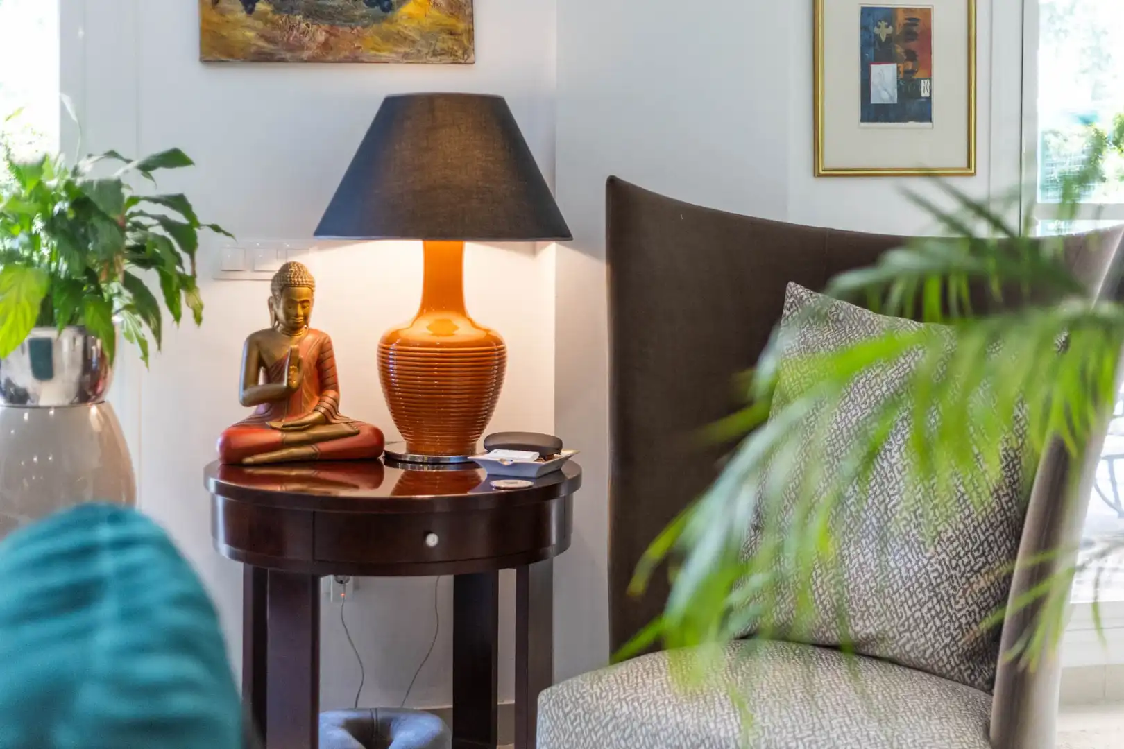 Sala de estar de Planta baja en venta en Sotogrande con Aire acondicionado, Calefacción y Jardín privado
