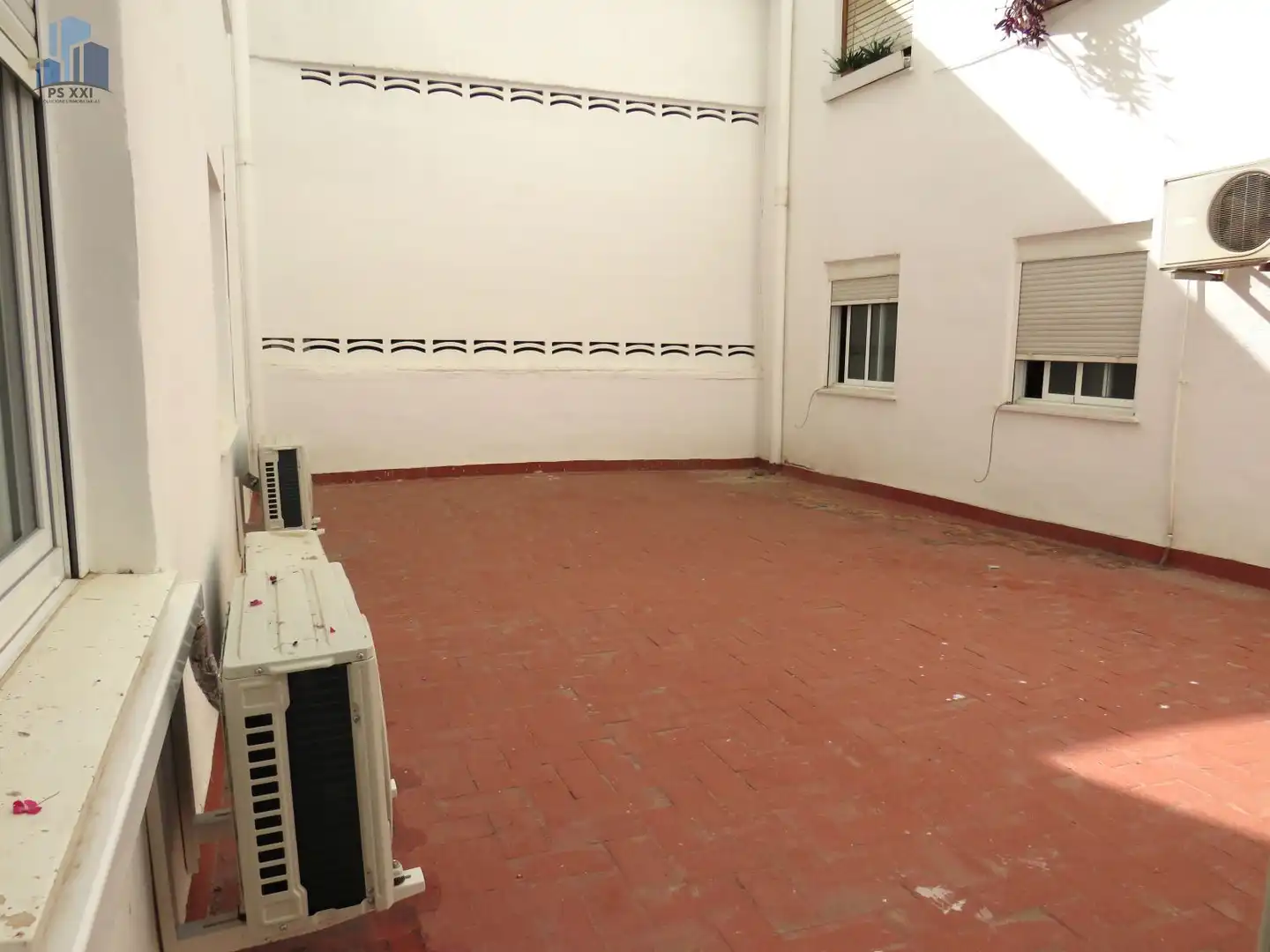 Terrace of Flat for rent in Castellón de la Plana / Castelló de la Plana  with Air Conditioner and Furnished