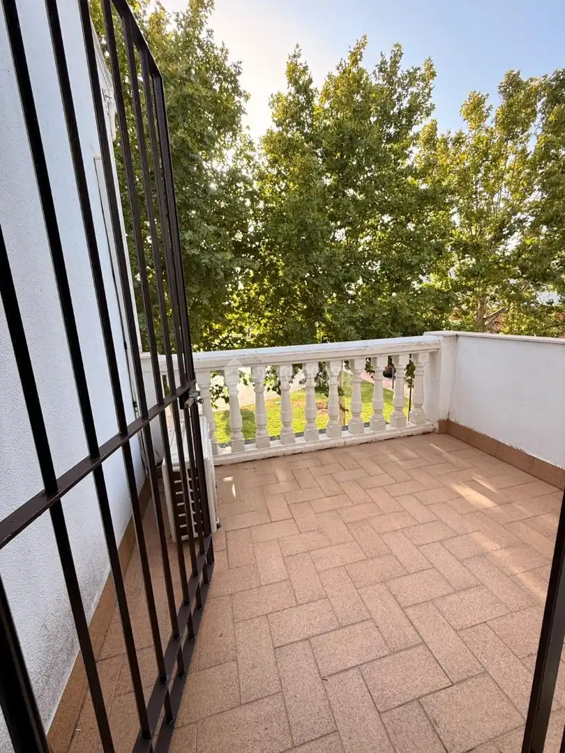 Terrasse von Einfamilien-Reihenhaus zum Verkauf in Alcalá de Guadaira mit Klimaanlage und Terrasse