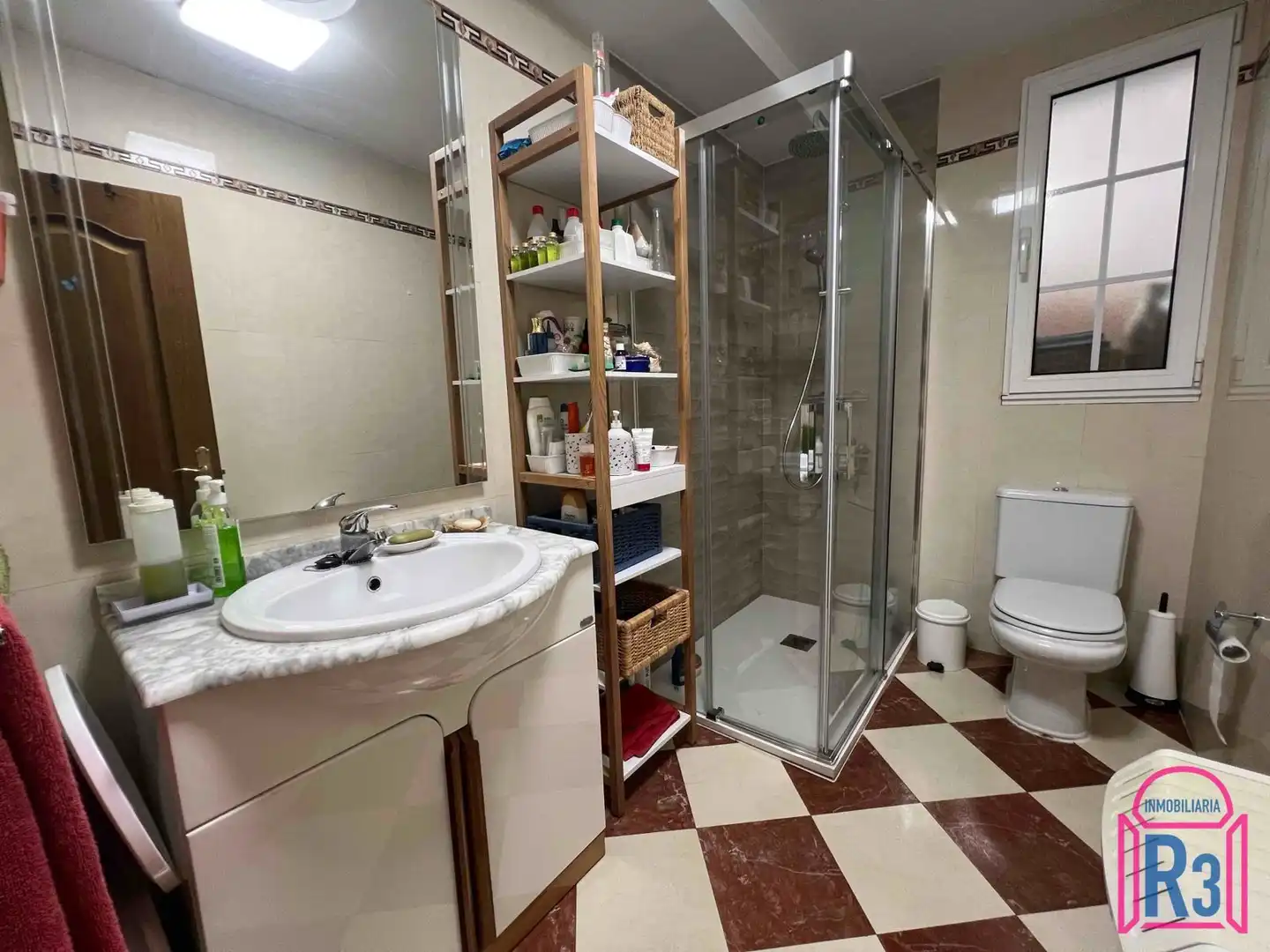 Baño de Casa o chalet en venta en Carrocera con Calefacción, Jardín privado y Amueblado