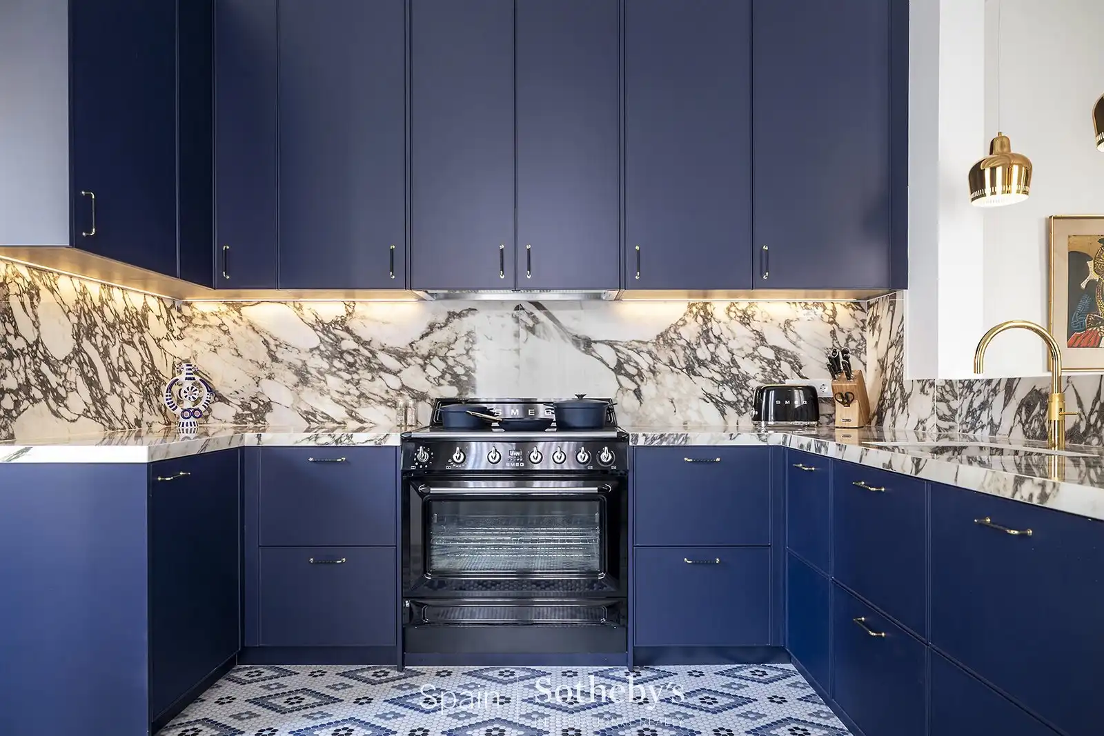Cocina de Apartamento en venta en Barcelona con Aire acondicionado y Terraza