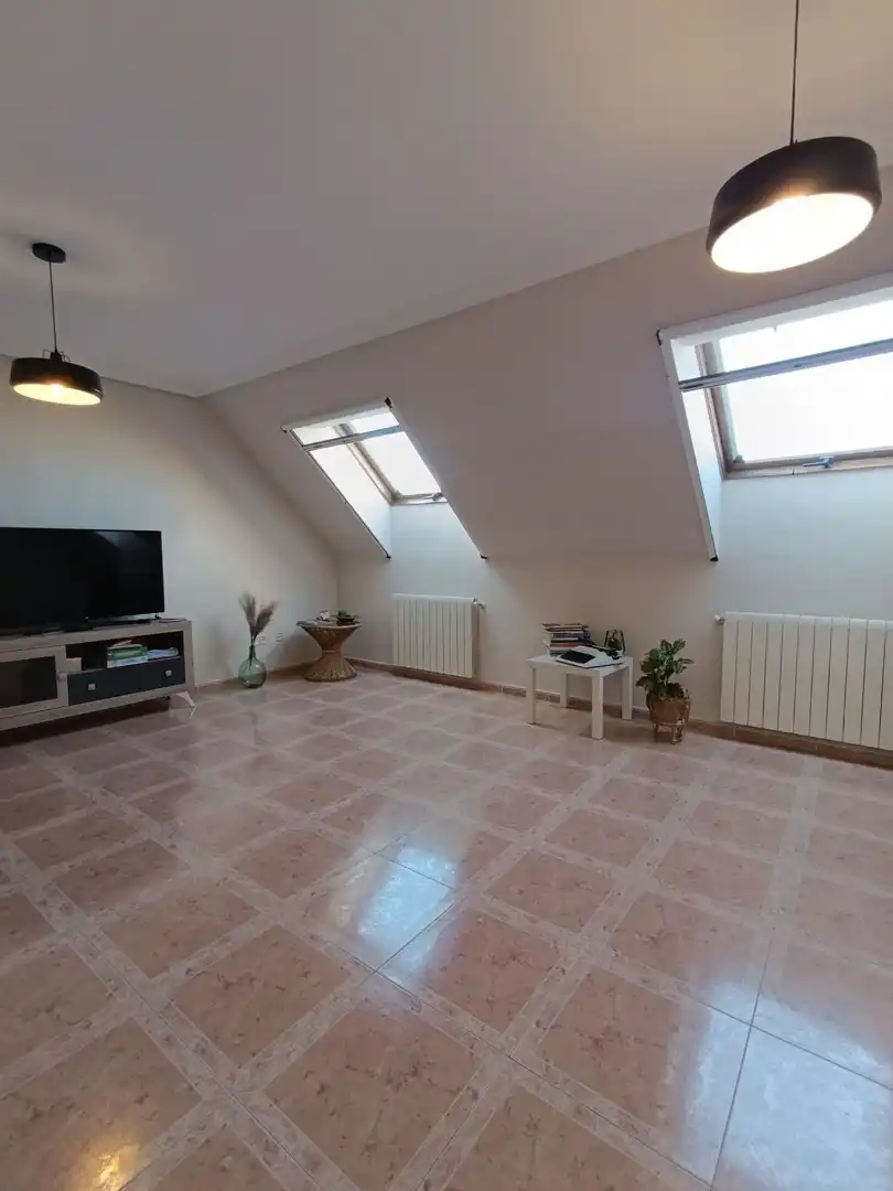 Sala de estar de Casa o chalet en venta en Ciudad Real con Aire acondicionado, Calefacción y Parquet