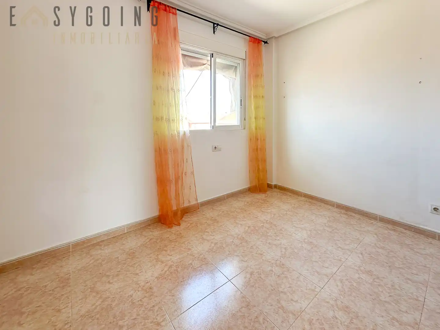 Reihenhaus mit Pool zum Verkauf in Calle Logroño, imagen 14