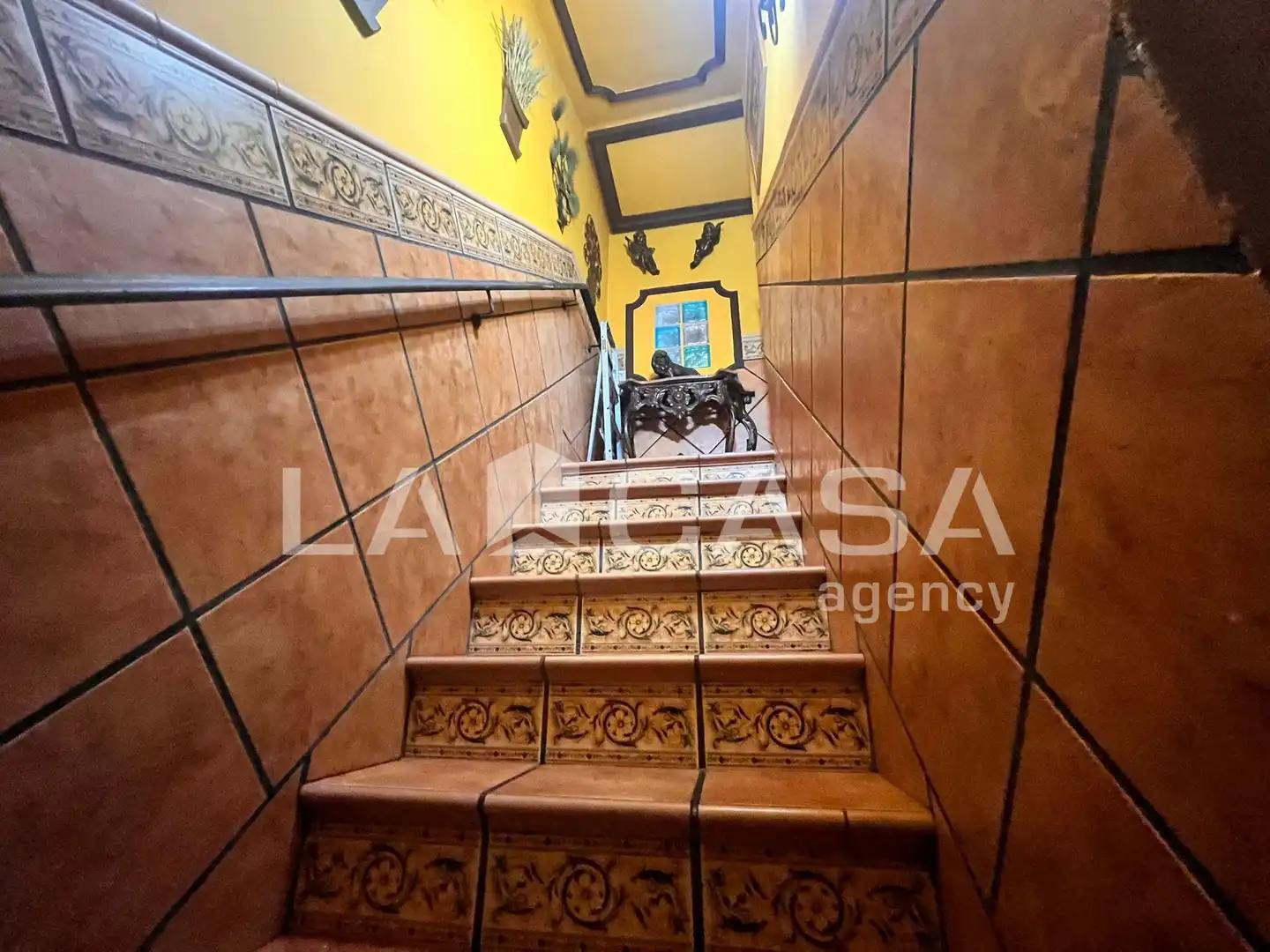 Casa adosada en venda en Algeciras amb Terrassa i Balcó
