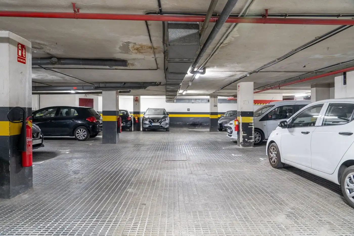 Parkplatz von Garage zur Miete in L'Hospitalet de Llobregat