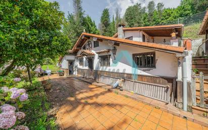 Exterior view of House or chalet for sale in Pravia  with Terrace