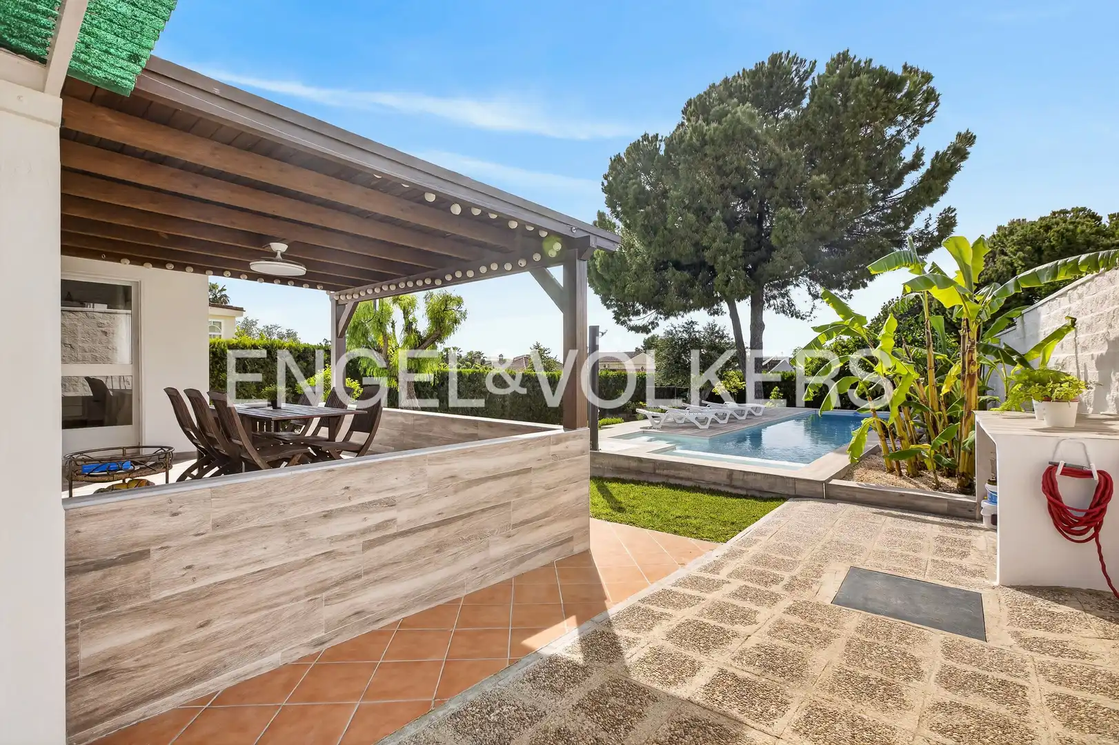 Casa con jardín en venta en Cerros de Montequinto, imagen 10