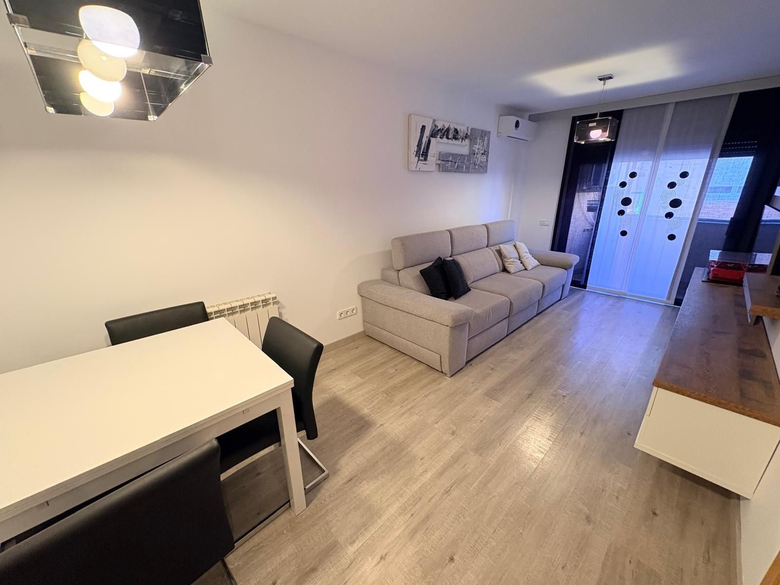Sala d'estar de Pis en venda en Vilanova del Camí amb Aire condicionat, Calefacció i Parquet