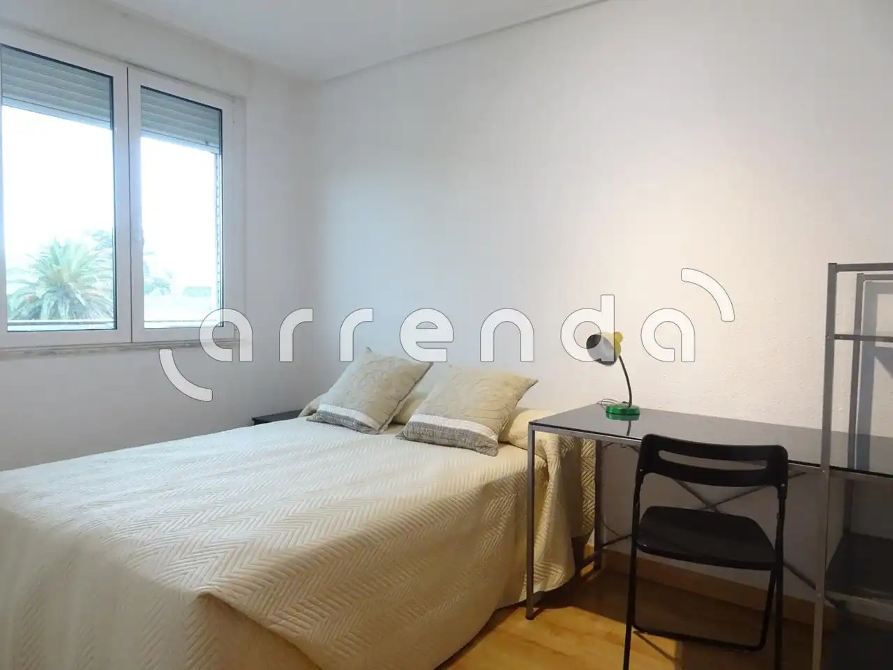 Schlafzimmer von Wohnung zur Miete in Santander mit Heizung, Terrasse und Möbliert
