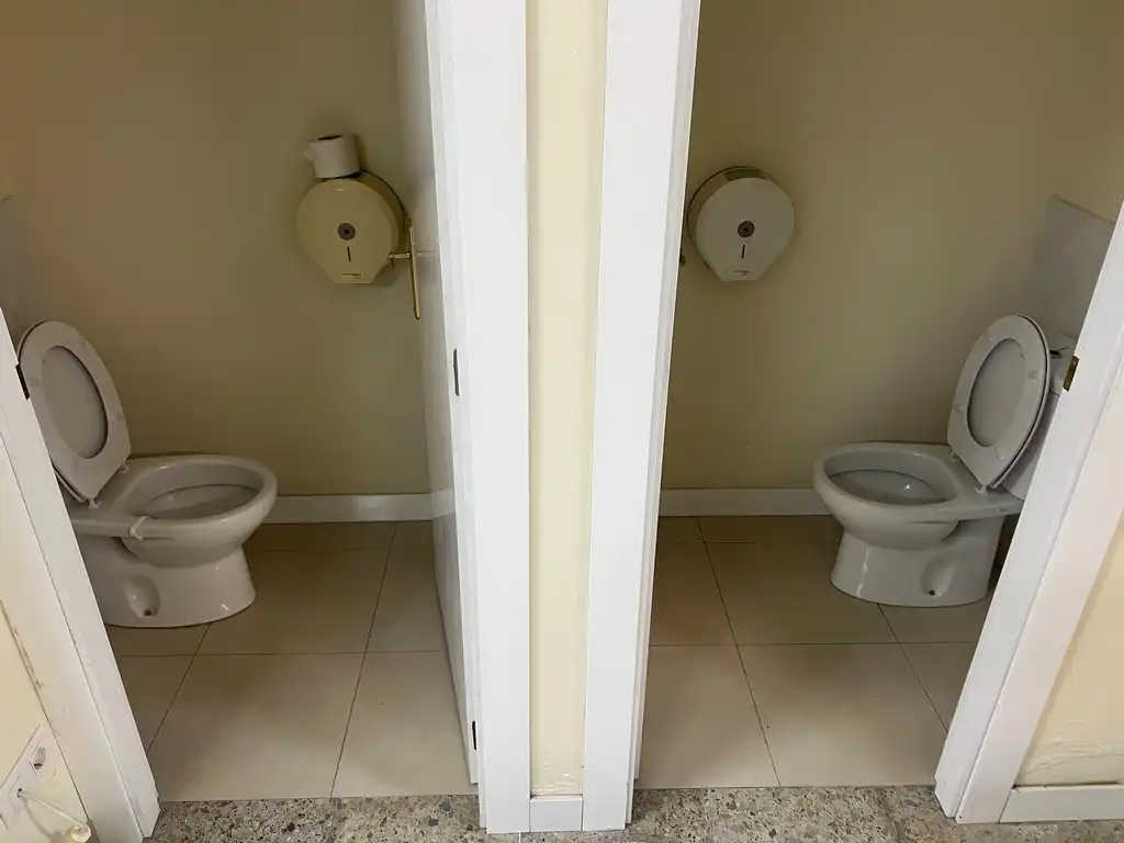 Baño de Nave industrial en venta en Arteixo con Calefacción