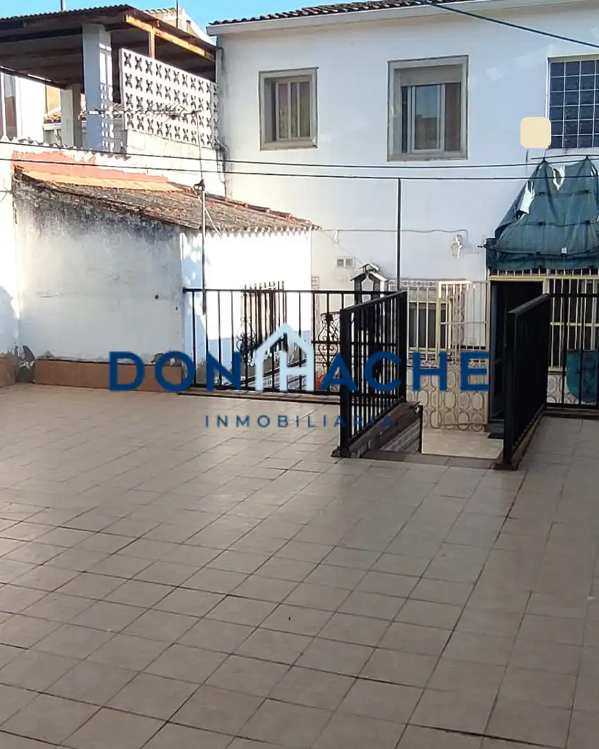 Casa en venda a Esparragalejo