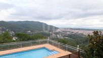 Piscina de Casa o xalet en venda en Castellar del Vallès amb Terrassa i Piscina
