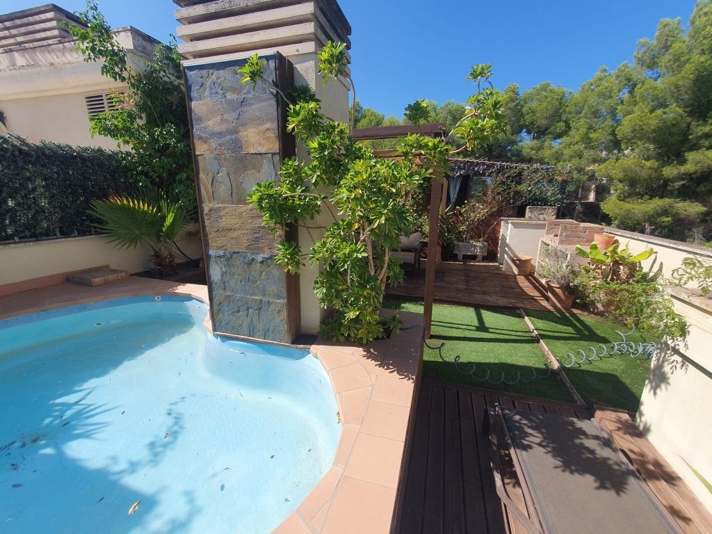 Piscina de Apartament en venda en  Palma de Mallorca amb Aire condicionat, Calefacció i Piscina comunitària