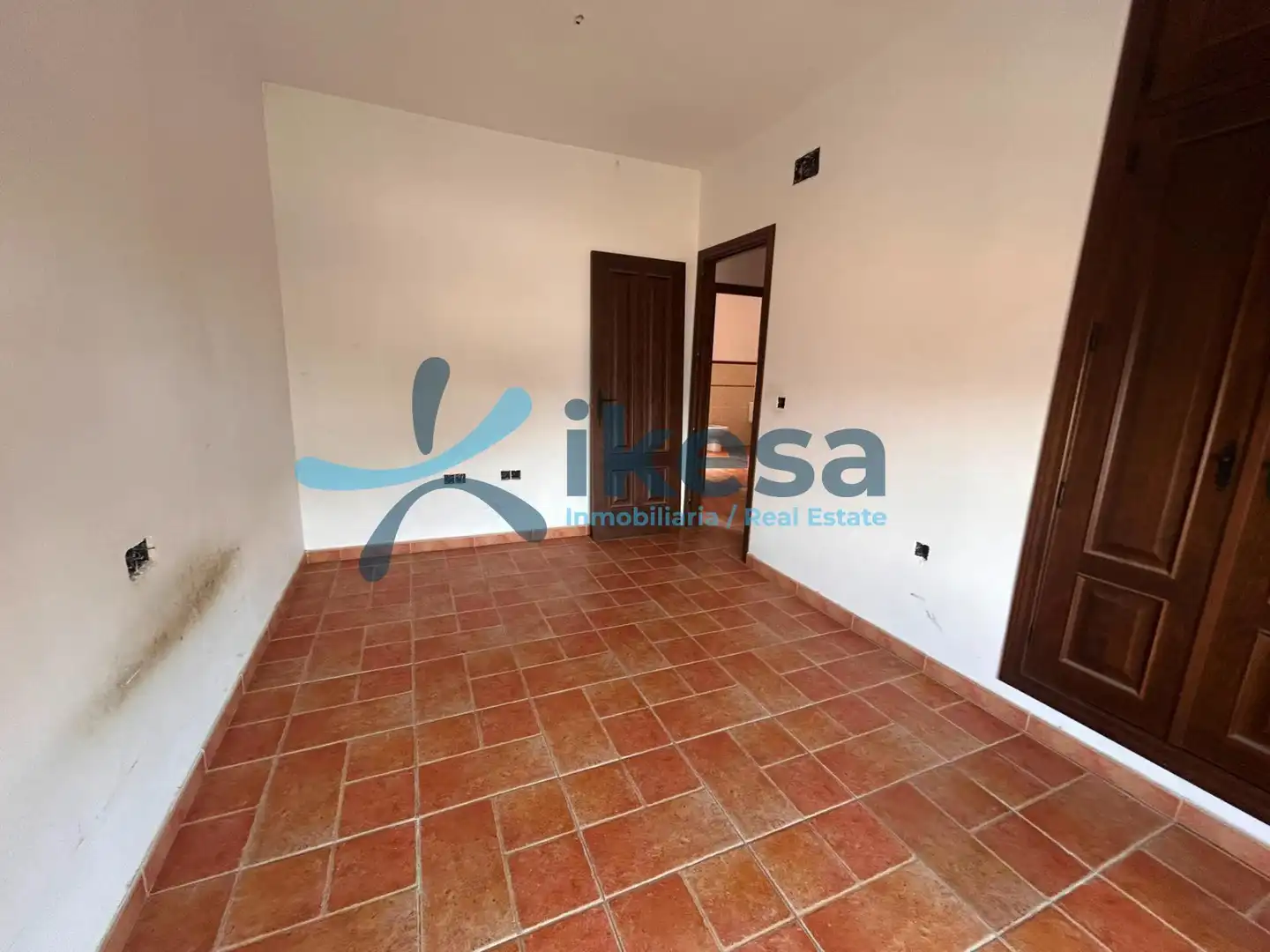 Einfamilien-Reihenhaus zum Verkauf in Higuera de la Sierra mit Gemeinschaftspool