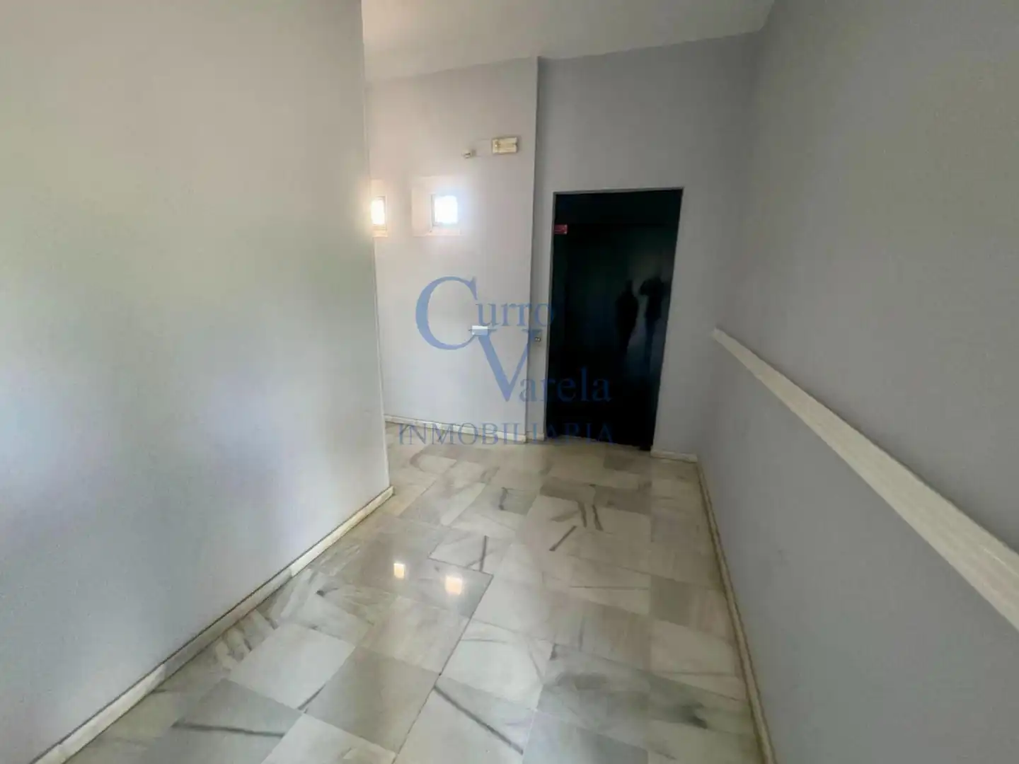 Piso en venta en Dos Hermanas con Aire acondicionado, Calefacción y Jardín privado