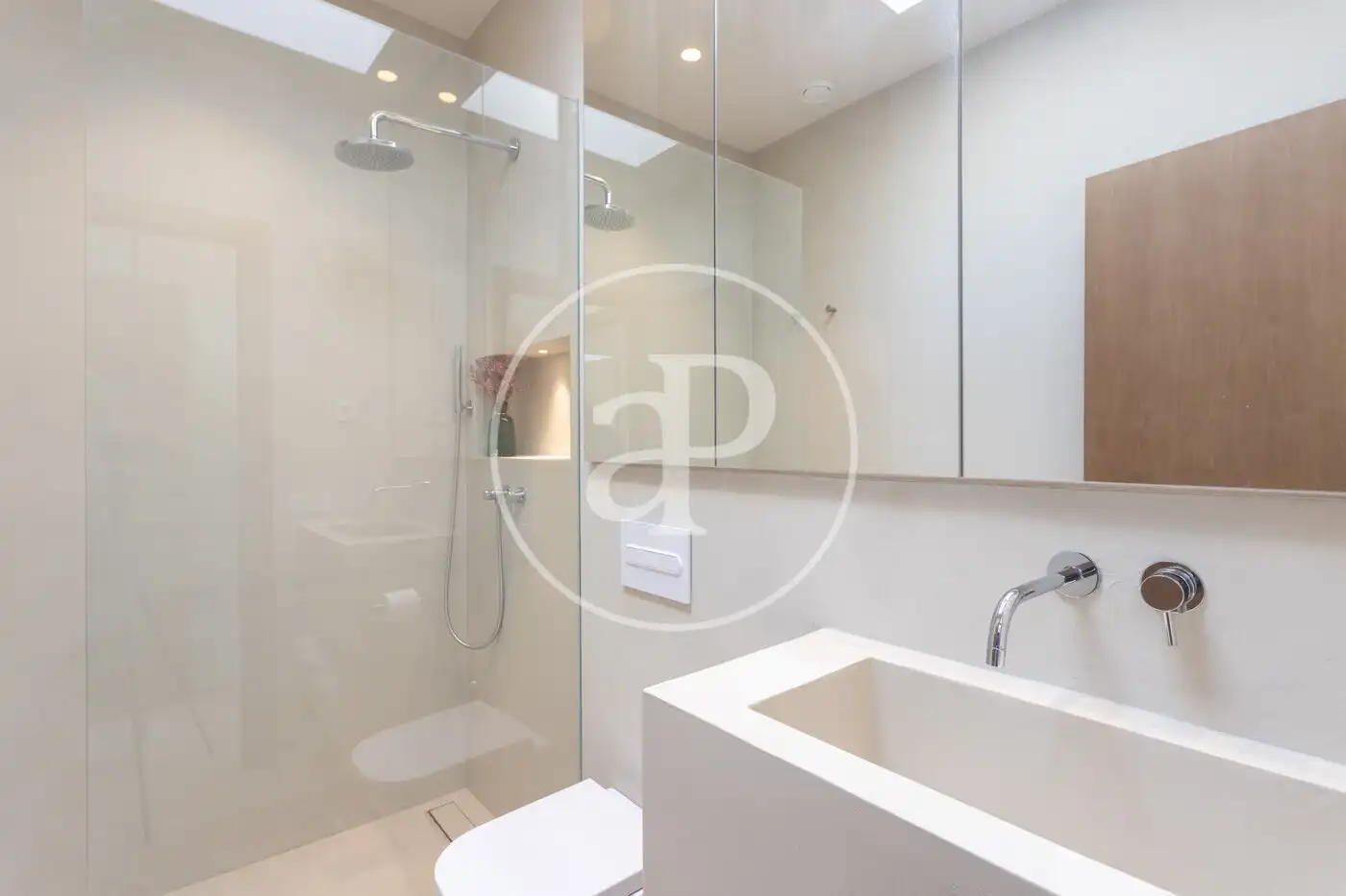 Bathroom of Houses for rent in Sitges  with Air Conditioner, Heating and Private garden