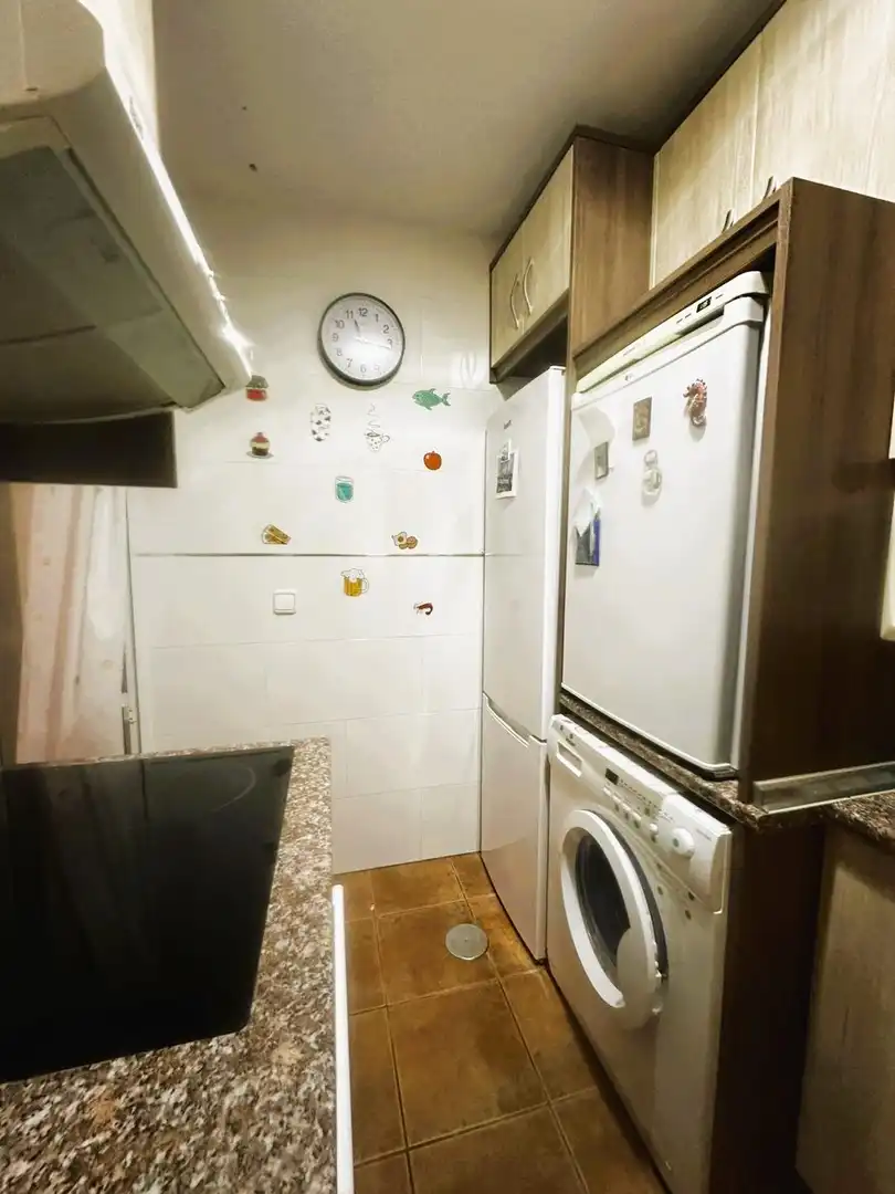 Cocina de Apartamento de alquiler en Pilar de la Horadada con Aire acondicionado, Jardín privado y Trastero