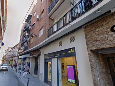 Pis amb balcó en venda a Bailén