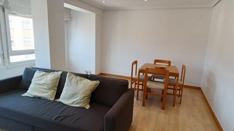 Foto 2 de Piso de alquiler en Avenida Avenida Cantabria, Los Vadillos - R. Sanitaria - Pozanos, Burgos Capital