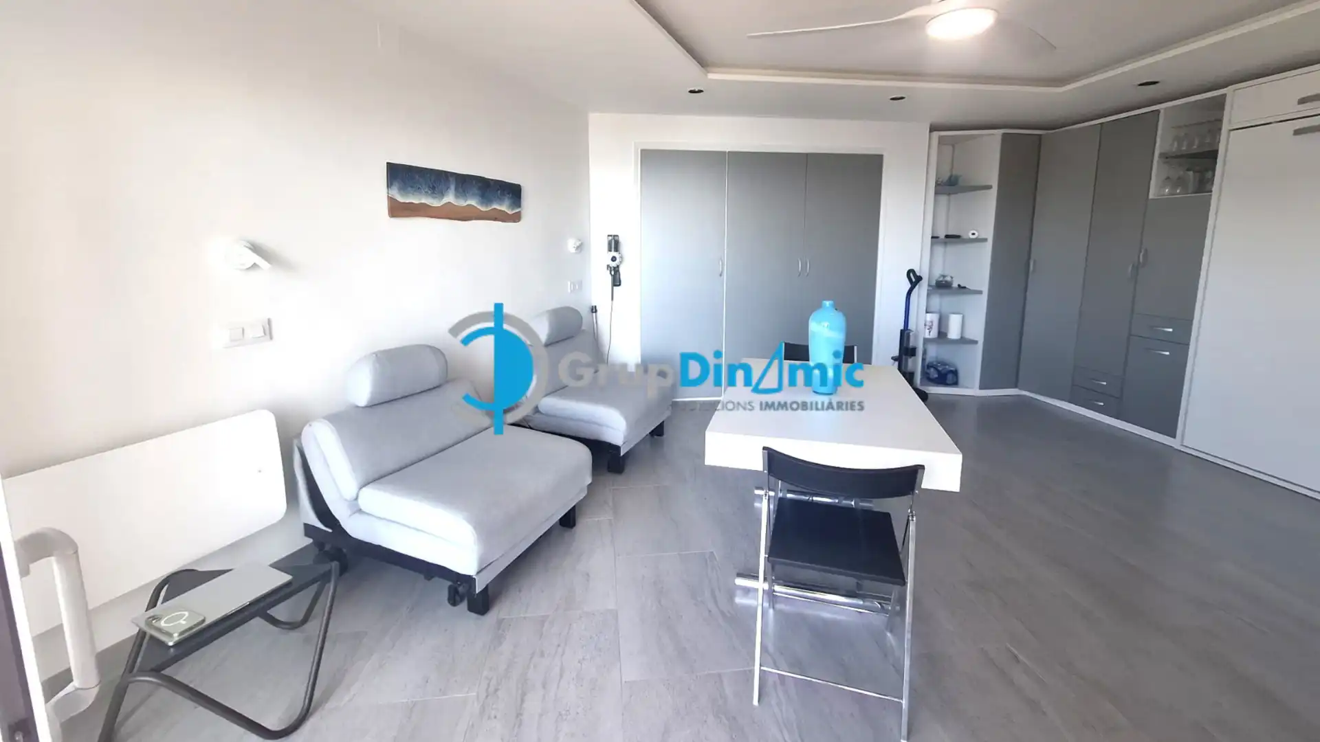 Sala de estar de Estudio en venta en Palamós con Horno