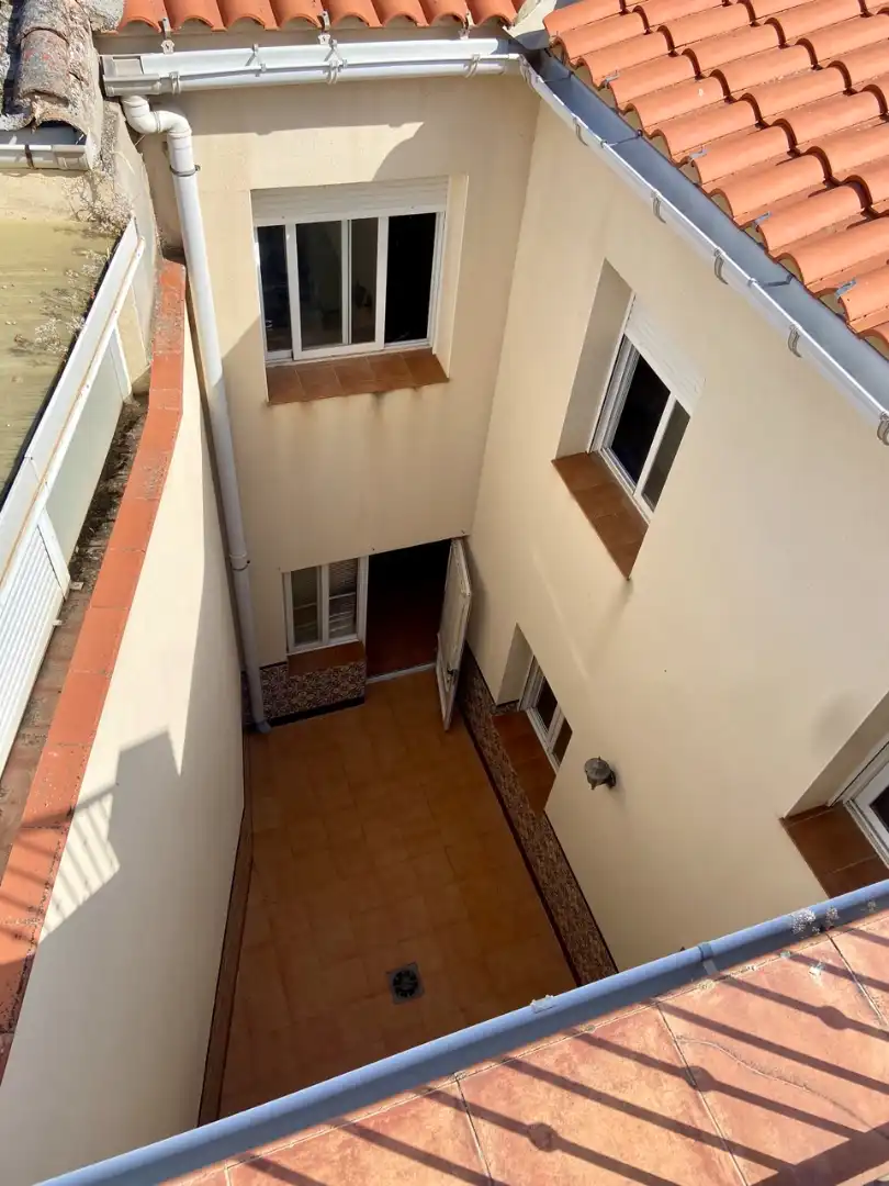 Terrassa de Casa adosada en venda en Calzada de Calatrava amb Aire condicionat, Terrassa i Moblat