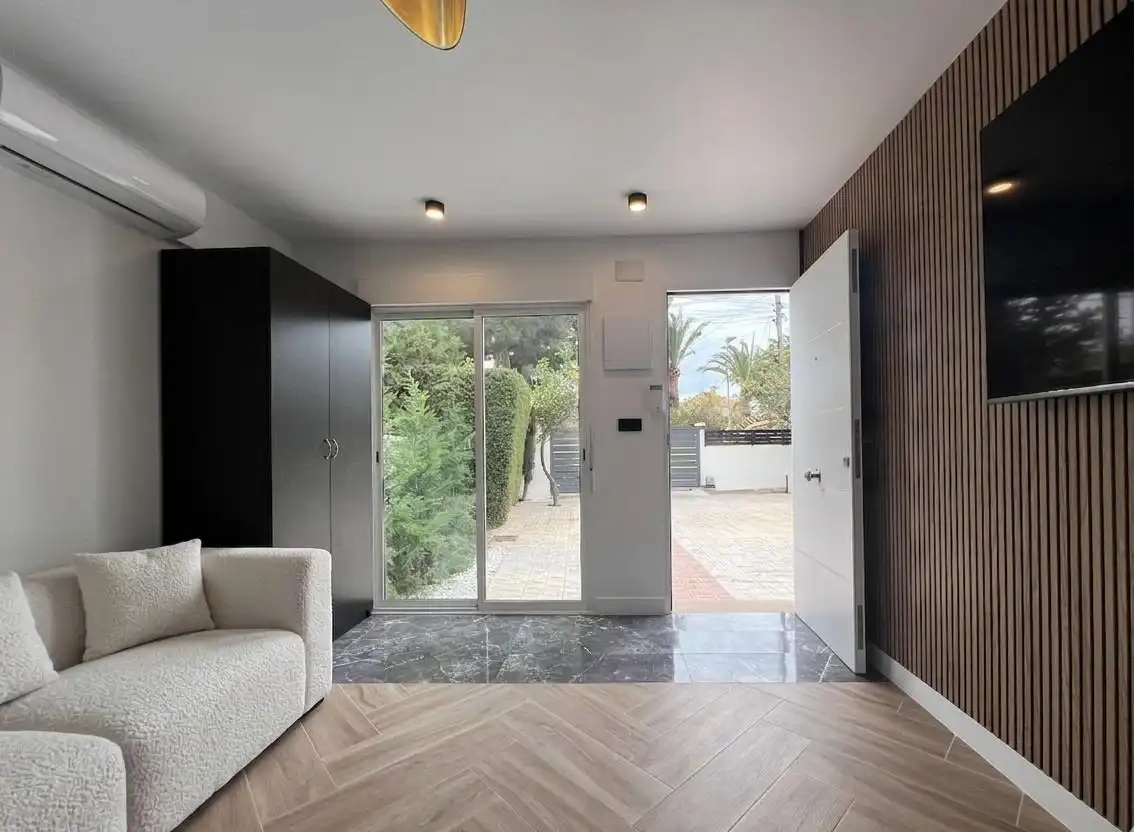 Casa adosada en venda en La Nucia amb Aire condicionat, Terrassa i Piscina comunitària